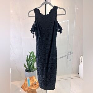 NWT Guess cold shoulder lace dress size 0